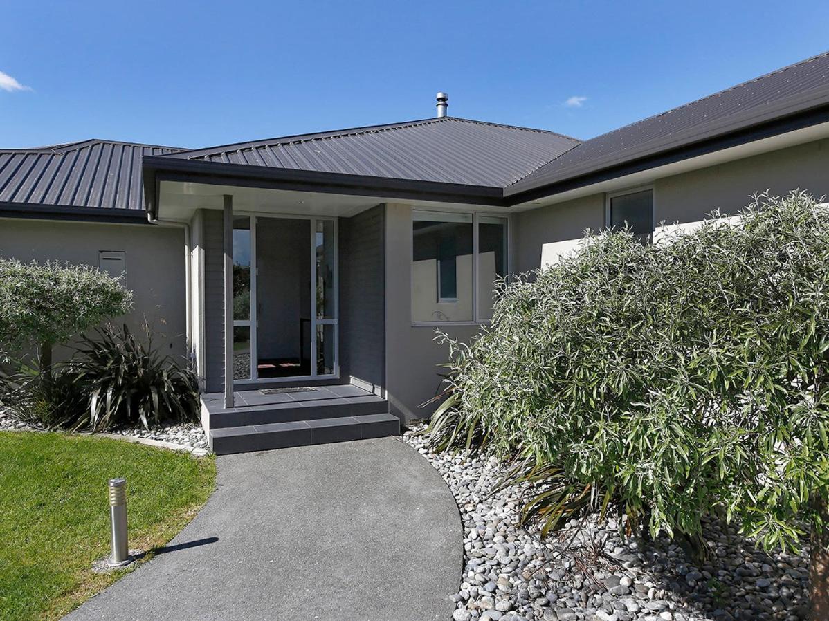 Marlborough Magic - Rapaura Holiday Home Blenheim Exterior photo