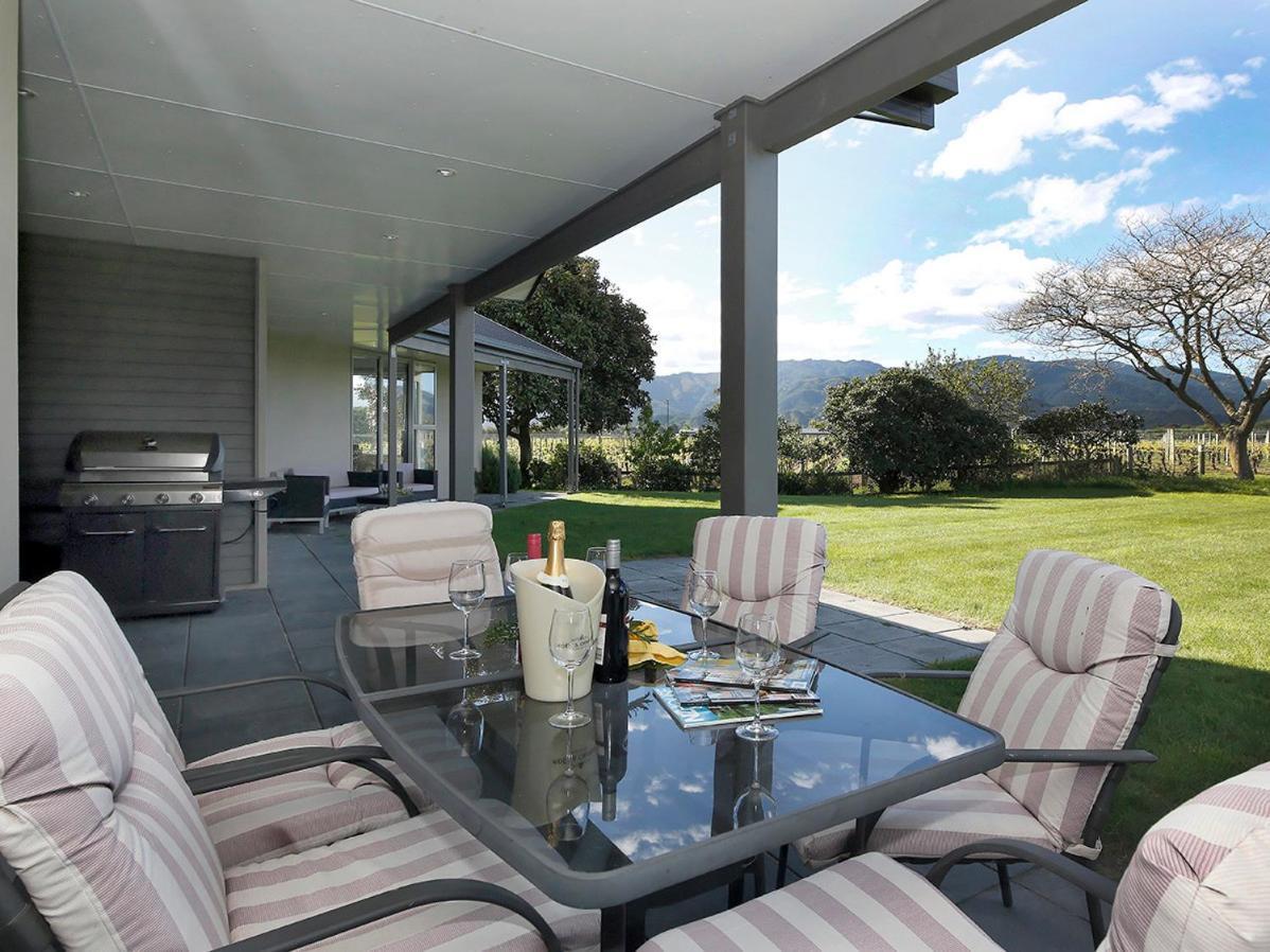 Marlborough Magic - Rapaura Holiday Home Blenheim Exterior photo